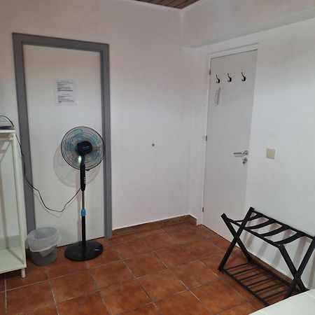 Adamas Bed&Breakfast Ponta Delgada  Bagian luar foto